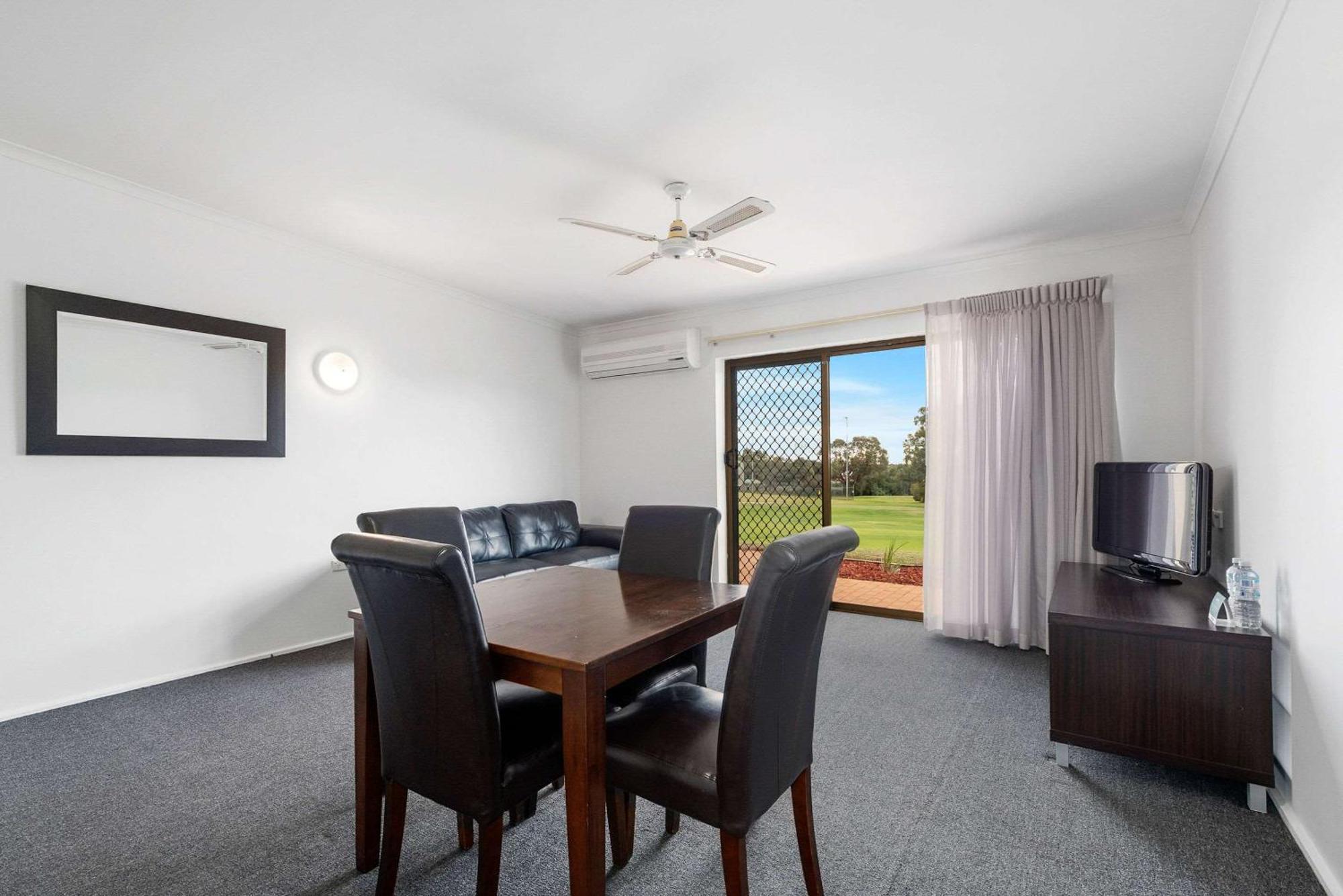 Comfort Inn & Suites Riverland Barmera Exterior photo