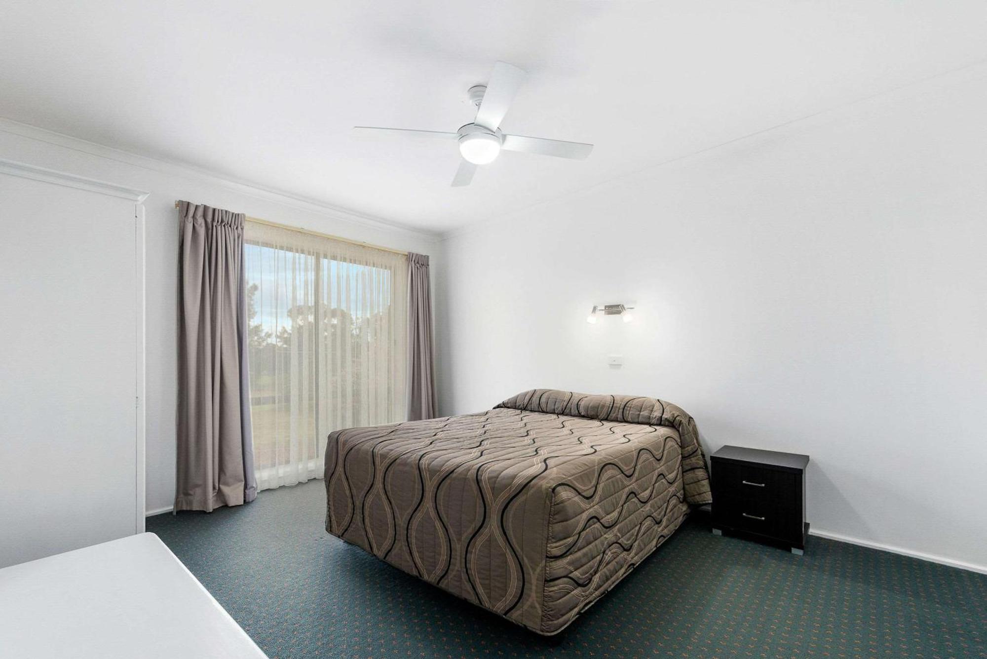 Comfort Inn & Suites Riverland Barmera Exterior photo